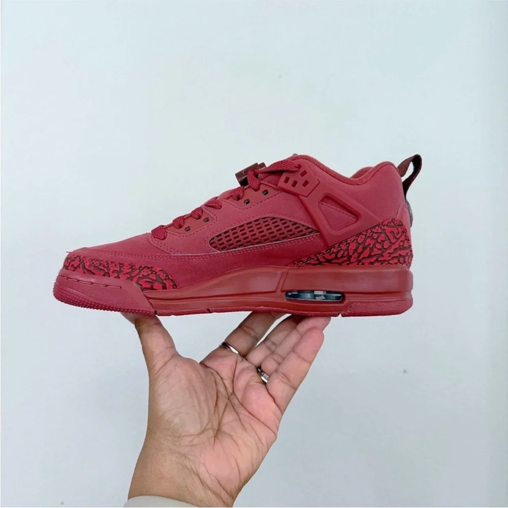 Nike Air Jordan Spizike Low Sneakers 6.5Y/ 8 women